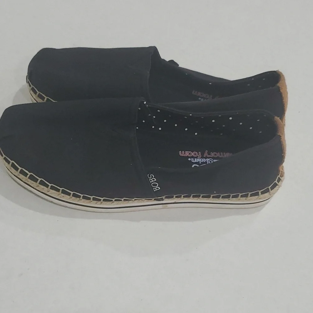 Skechers BOBS breeze memory foam platform espadrilles black size 8.5